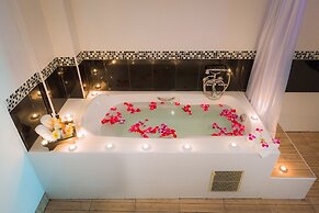 Zing Resort & Spa