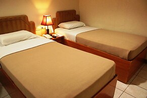 Elegant Circle Inn