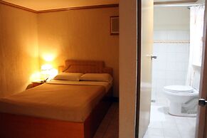 Elegant Circle Inn