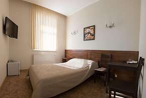 Tranzit Hotel