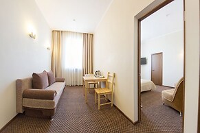 Tranzit Hotel