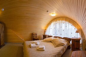 Tranzit Hotel