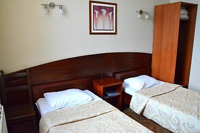 Tranzit Hotel