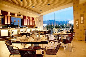 Lion Hotel & Plaza