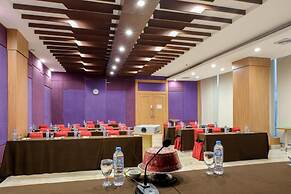 Almadera Hotel Makassar