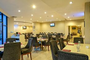 Almadera Hotel Makassar