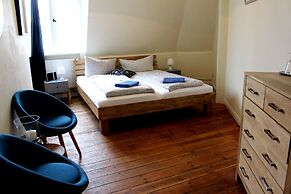 The Avalon Hotel