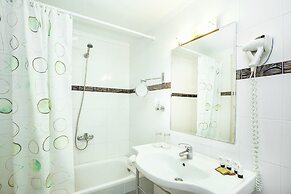 Xenios Possidi Paradise Hotel