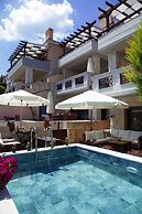 Kassandra Village Resort