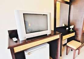Summer Inn