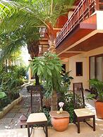 Summer Inn