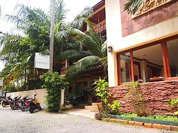 Summer Inn