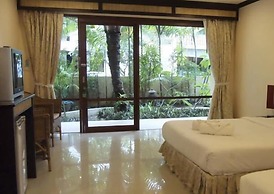 Summer Inn