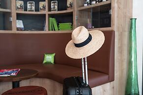 Ibis Styles Hyères Rooftop & Spa