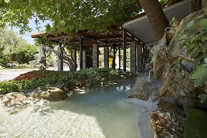 Anthemus Sea Beach Hotel & Spa