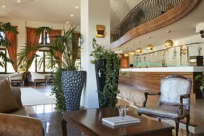 Anthemus Sea Beach Hotel & Spa