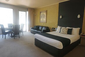 Madison Spa Motel - Adults Only