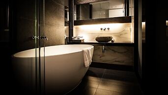 SR Hotel Sadang