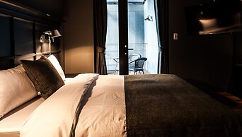 SR Hotel Sadang