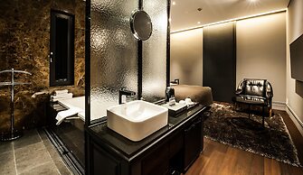 SR Hotel Sadang