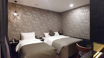 SR Hotel Sadang