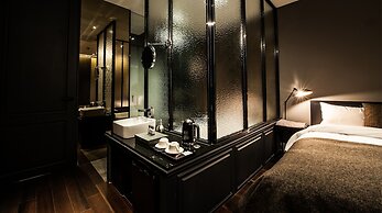 SR Hotel Sadang
