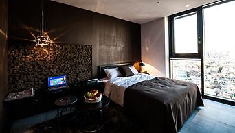 SR Hotel Sadang