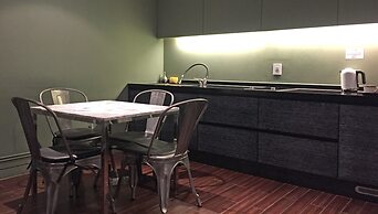 SR Hotel Sadang
