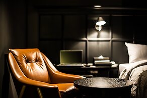SR Hotel Sadang