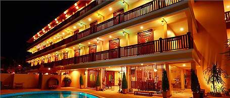 At Chiang Mai Hotel