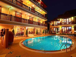 At Chiang Mai Hotel