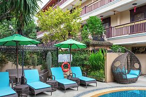 At Chiang Mai Hotel