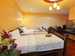 At Chiang Mai Hotel
