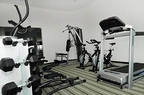 Holiday Villa Hotel & Suites