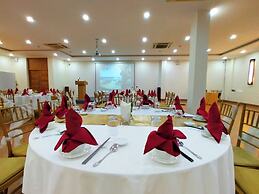 Aroma Beach Resort & Spa