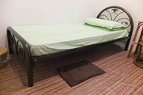 Muntri House - Hostel