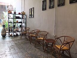 Muntri House - Hostel