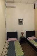 Muntri House - Hostel