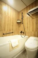 Gumi Century Hotel