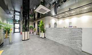 F HOTEL Yeongdeungpo