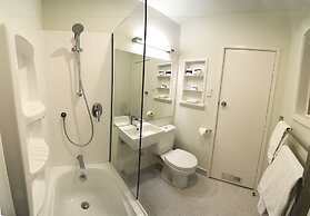 Wanaka Hotel