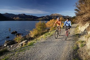 Wanaka Hotel