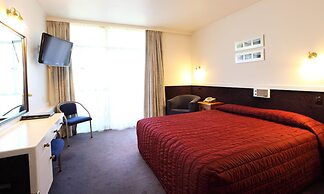 Wanaka Hotel
