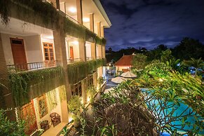 Pondok Anyar Inn