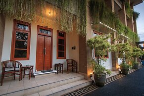 Pondok Anyar Inn