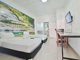 Baan Kaew Ruen Kwan