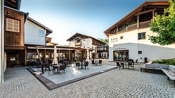 Zin Senfter Residence
