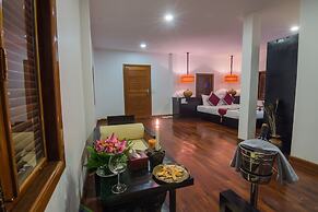 Bunwin Residence