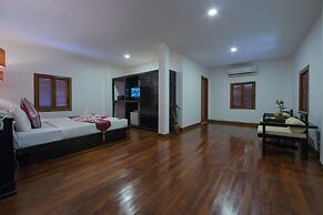 Bunwin Residence