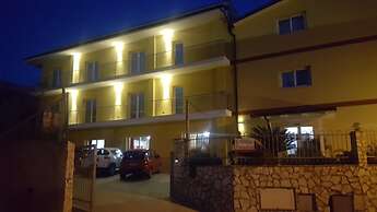 Hotel Paradiso